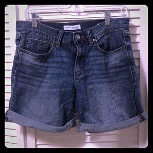 BR Boyfriend roll cuff shorts